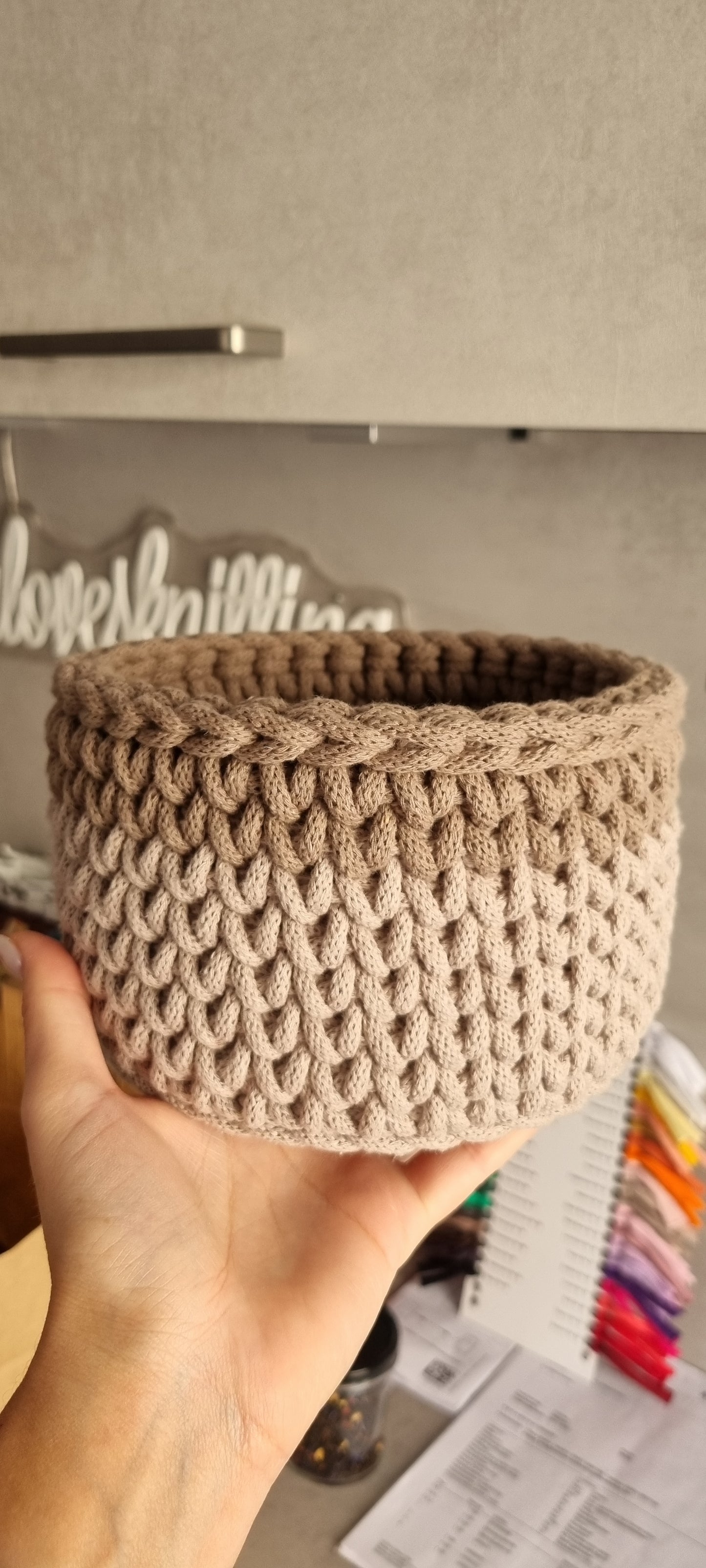 Crochet basket 15cm bottom diameter