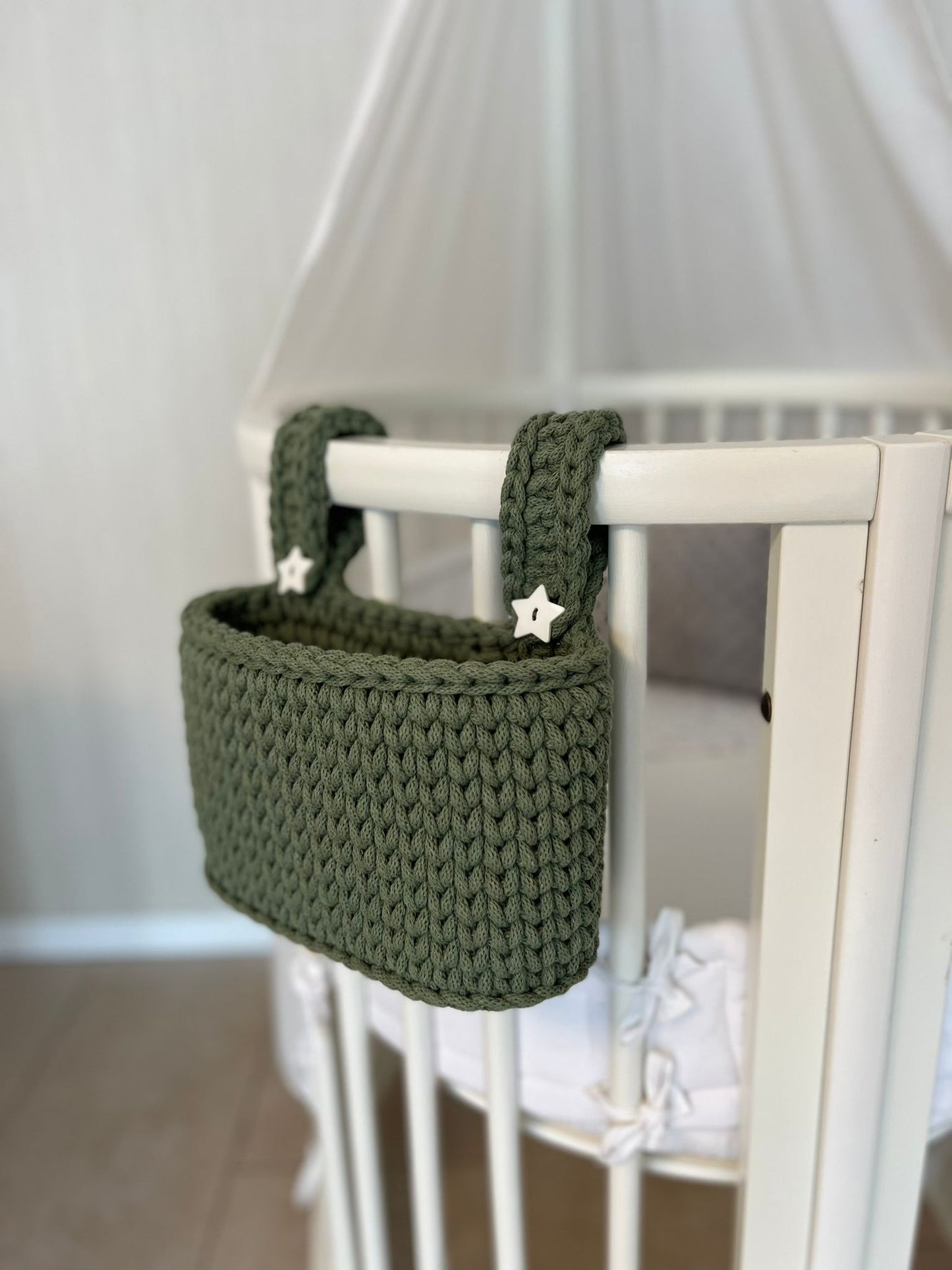Hängekörbchen für das Babybett