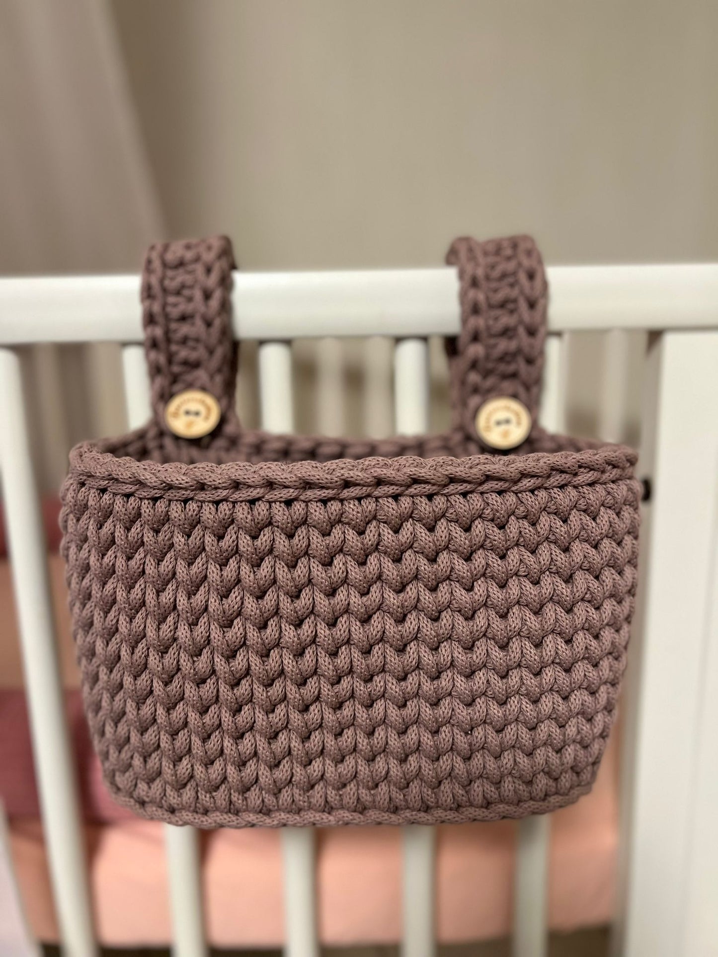 Hängekörbchen für das Babybett