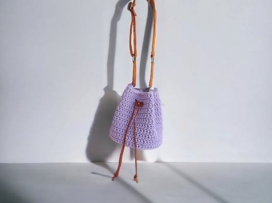 Gehäkelte Handtasche "Torba" mit Echtlederelementen