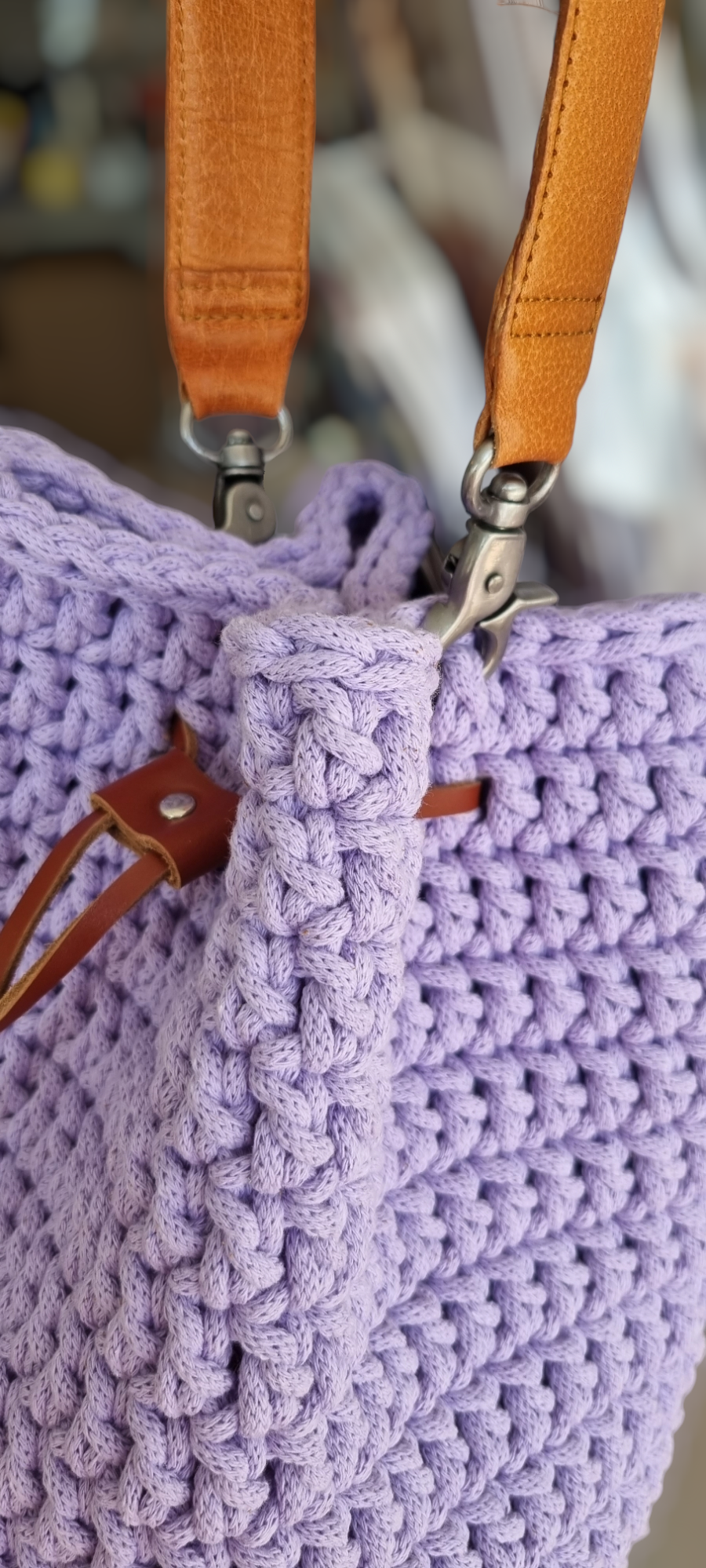 Gehäkelte Handtasche "Torba" mit Echtlederelementen