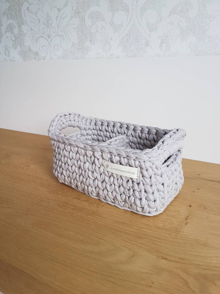 Aufbewahrungskorb Organizer Utensilienkorb rechteckig Gehäkelt aus recycelten Baumwolle auf Wunsch mit Fächern und Henkeln