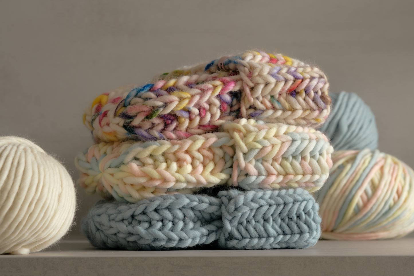 Handgestrickte Mütze aus extradicker Wolle