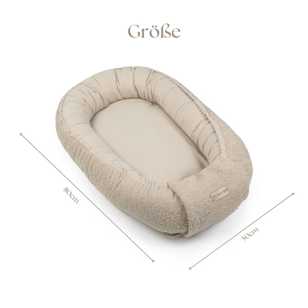 Babynestchen Teddystoff-Bouclé – mitwachsender Baby-Kokon
