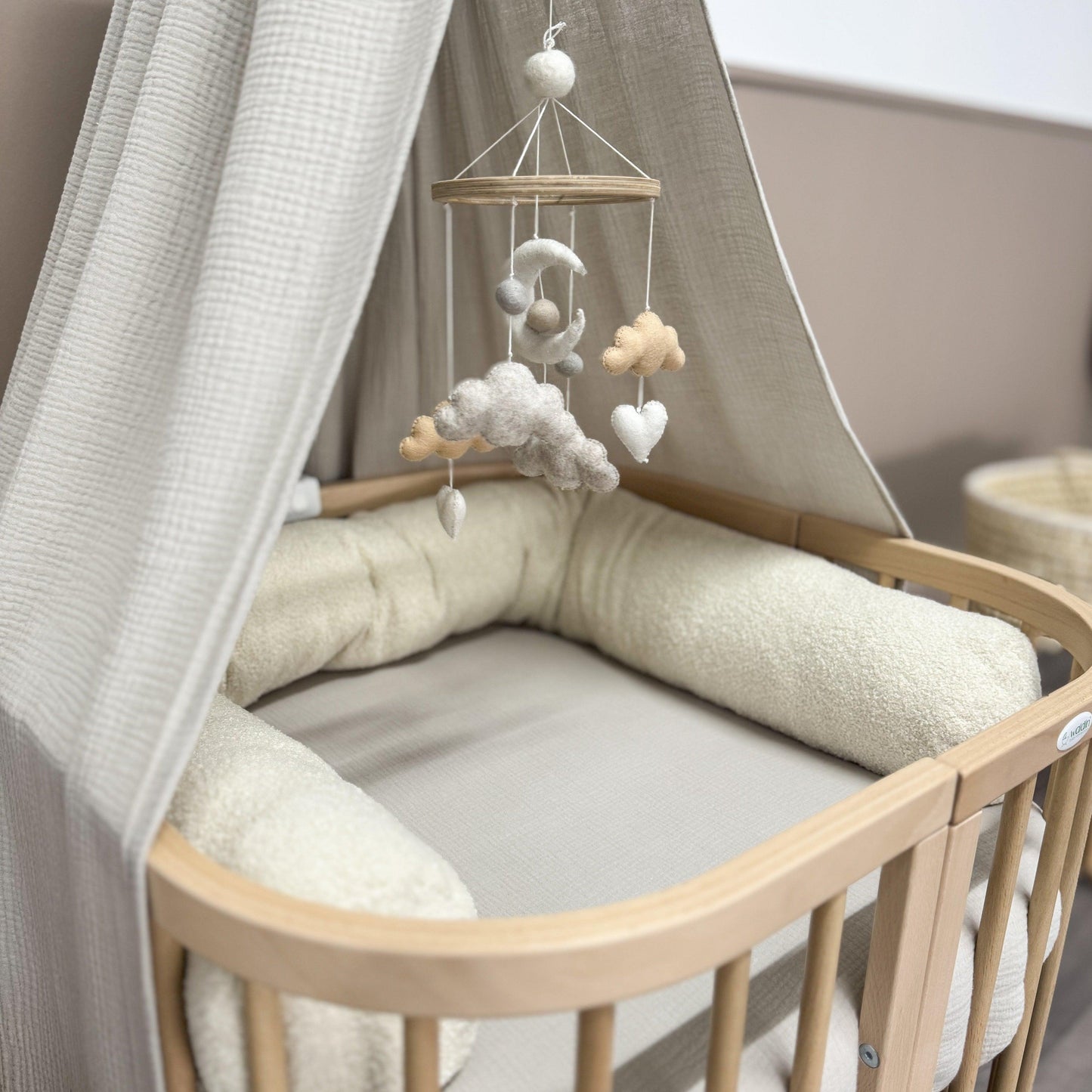 Bettschlange einsträngig Teddystoff Bouclé – Schutz & Vielseitig