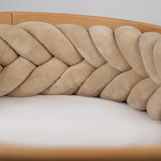 Bettschlange geflochten Fischgrätenoptik Velours – Premium Schutz & Komfort