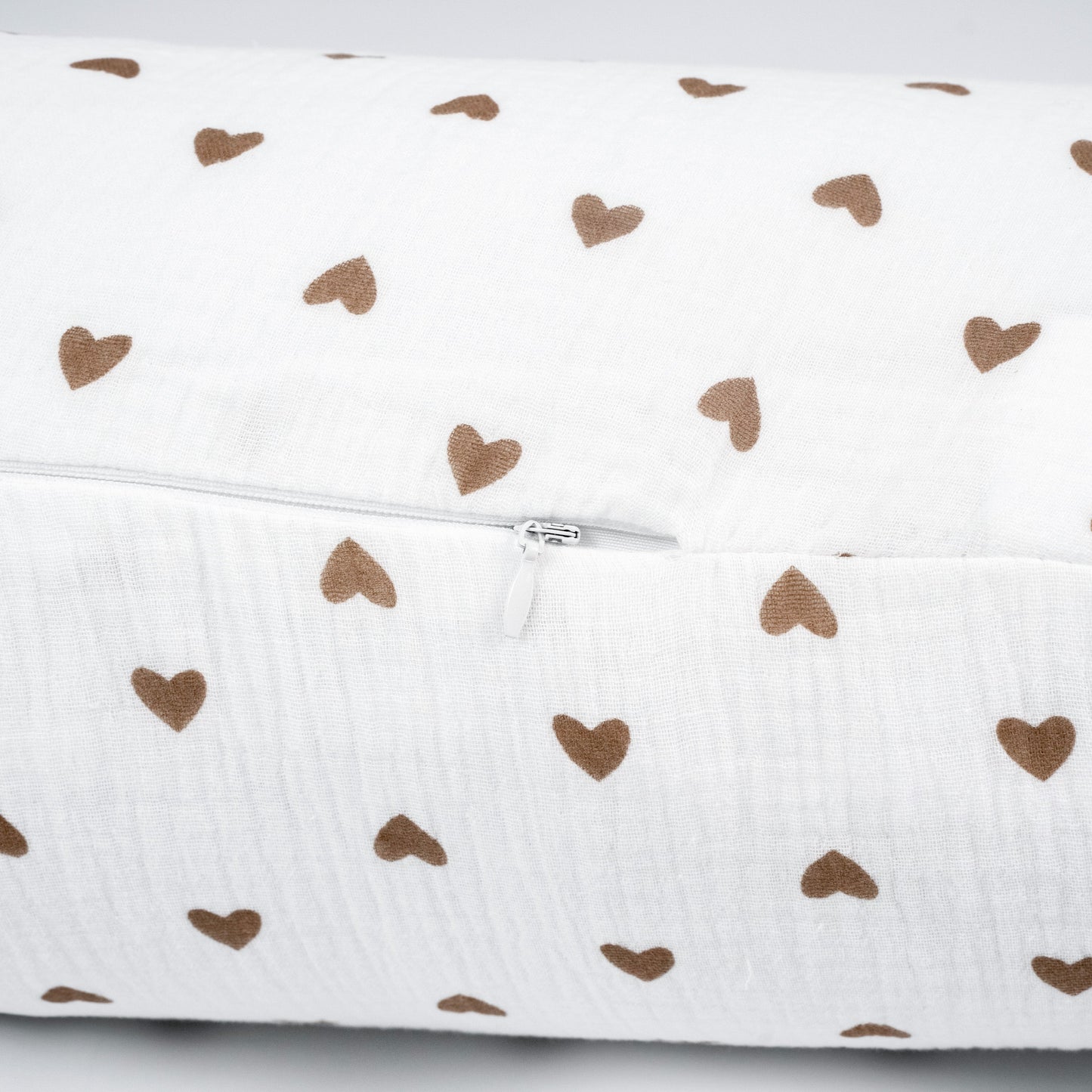 Stillkissen & Schwangerschaftskissen Musselin XXL | Herzen braun