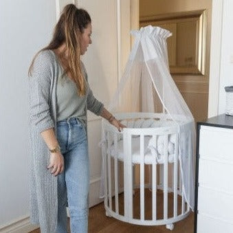 Babybett 7-in-1 – Ein Bett für viele Jahre - mitwachsend | Ovale Form