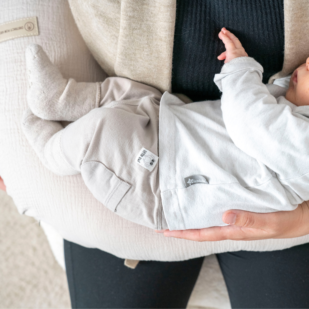 Stillkissen U-Form Musselin mit abnehmbaren Bezug – ergonomisches Mondstillkissen