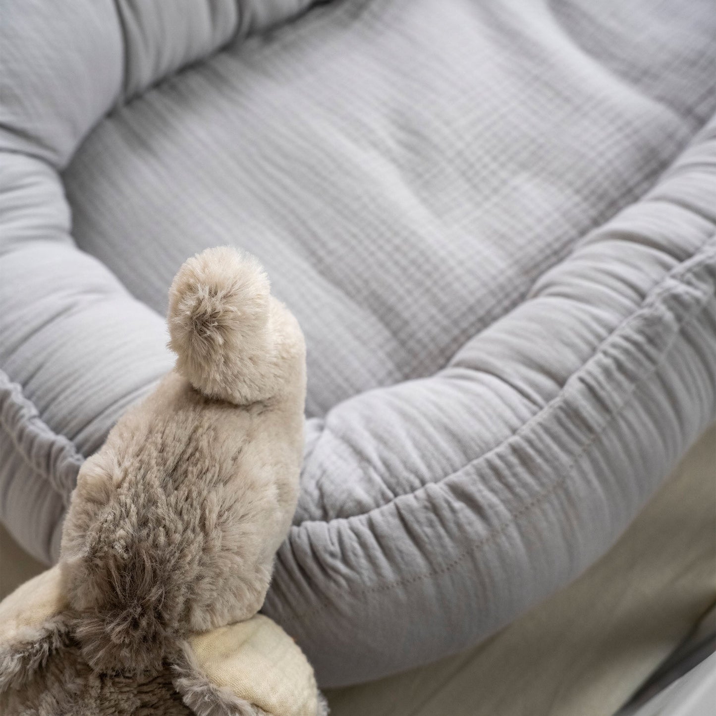 Babynestchen Musselin – Weicher mitwachsender Baby Kokon