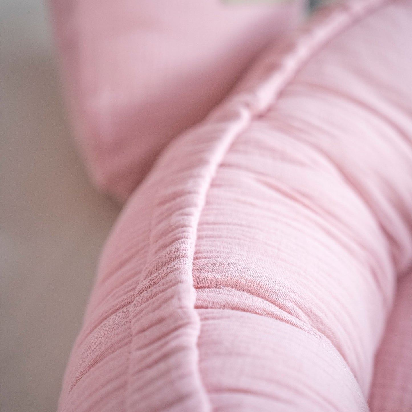 Babynestchen Musselin – Weicher mitwachsender Baby Kokon