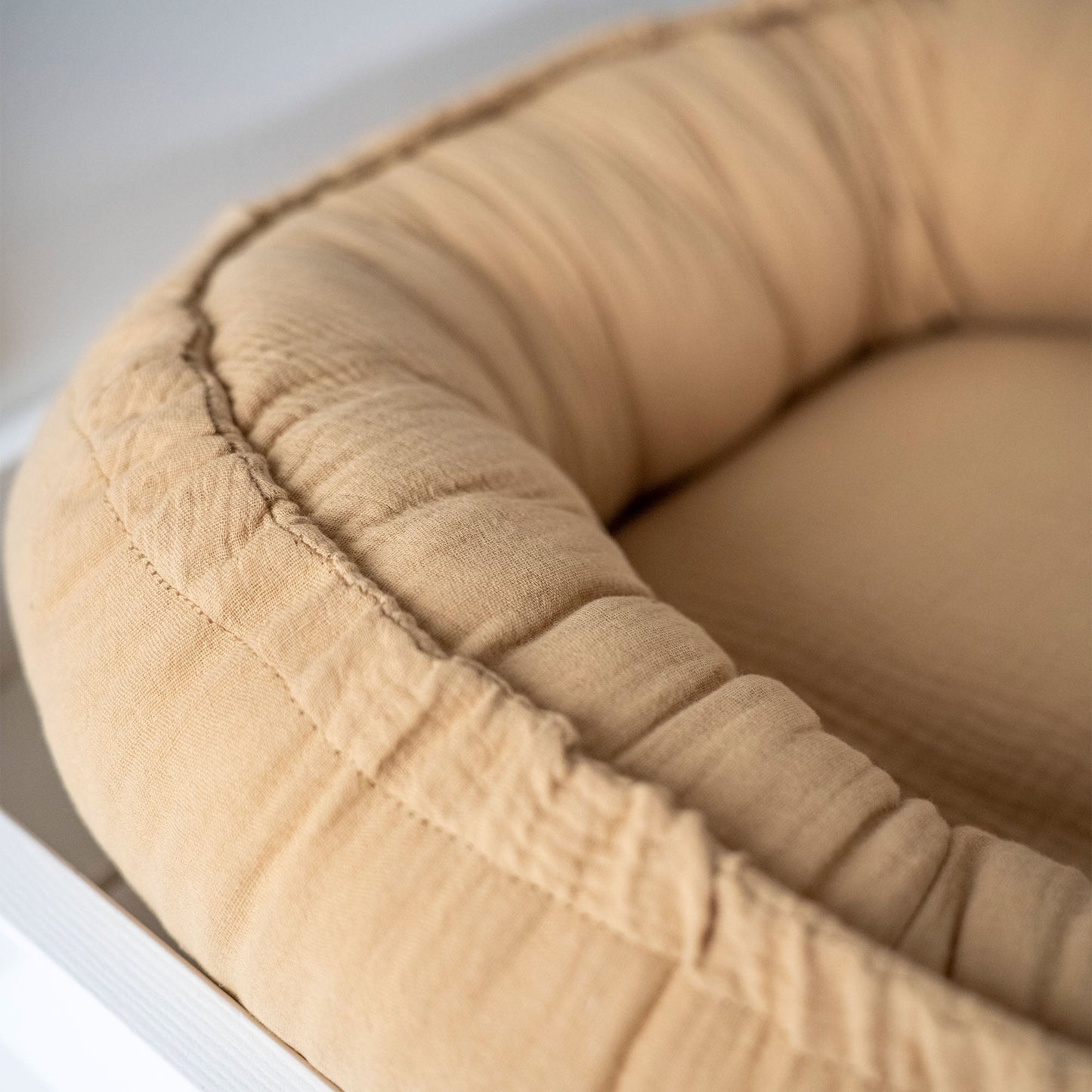 Babynestchen Musselin – Weicher mitwachsender Baby Kokon