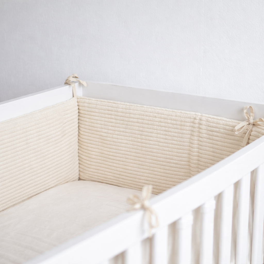 Bettumrandung Cord – Moderne & kuschelige Umrandung für Babybett & Beistellbett