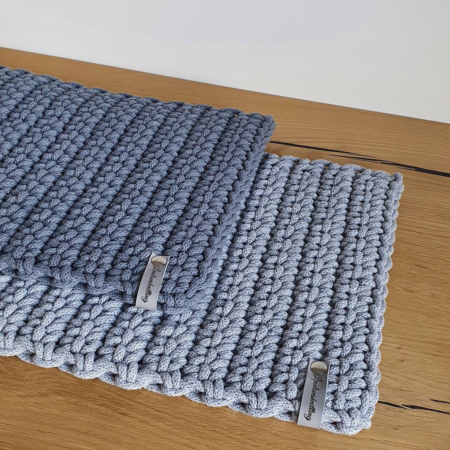 Crocheted rug made from 100% recycled cotton