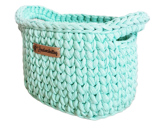 Utensilo basket with handle crocheted from recycled textile yarn